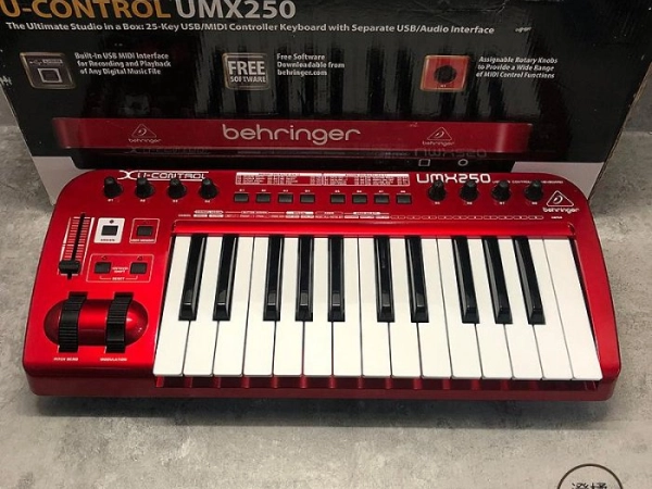 『澄橘』Behringer U-Control UMX250 MIDI 鍵盤 25鍵 Keyboard 紅 A73530