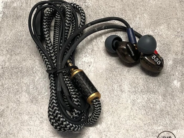 『澄橘』SHURE 舒爾 SE535 耳機《歡迎折抵 3C租借》A74288