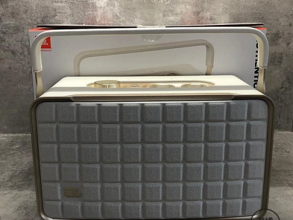 『澄橘』JBL Authentics 300 | 採用復古設計的攜帶型智慧家庭喇叭 僅使用2天 白《3C租借》A74565