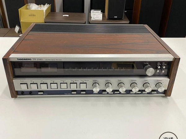 『澄橘』TANDBERG TR2080 綜合擴大機 AM/FM Stereo Receiver 木紋 A75714