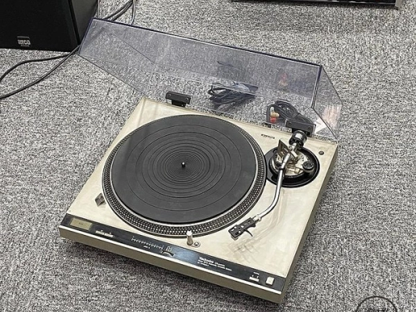 『澄橘』Technics SL-1700MK II 黑膠唱盤 銀《二手交換買賣》A76140