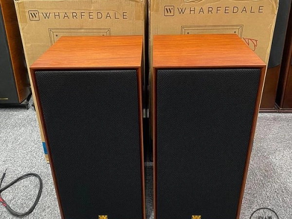 『澄橘』Wharfedale Super Linton 復古三音路書架喇叭 木紋《二手交換買賣》A77689