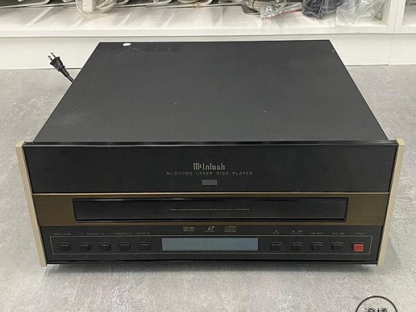 『澄橘』McLntosh MLD7020 Laser Disc Player 雷射影碟機 黑《二手交換買賣》A73803