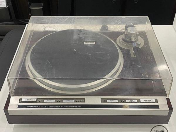 『澄橘』Pioneer PL-707 先鋒黑膠唱片機唱盤《二手3C 無盒裝 中古》A79532