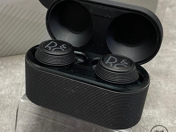 『澄橘』Bang & Olufsen Beoplay E8 Sport 藍芽耳機 黑《二手3C 歡迎折抵》A80540