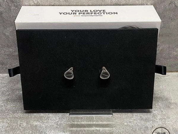 『澄橘』Beyerdynamic Xelento Remote 一代 入耳式耳機 銀《二手3C 歡迎折抵》A80867