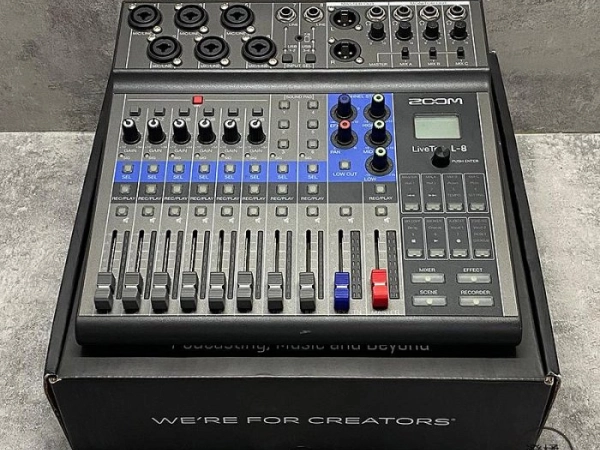『澄橘』ZOOM Livetrak L-8 Podcast 混音機錄音介面《二手3C 歡迎折抵》A83050