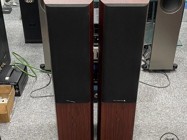 『澄橘』Wharfedale Rubiance RB-23書架式喇叭《二手交換買賣》A83534