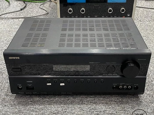 『澄橘』Onkyo TXSR607 7.2聲道 AV收音環繞擴大機《二手交換買賣》A83535