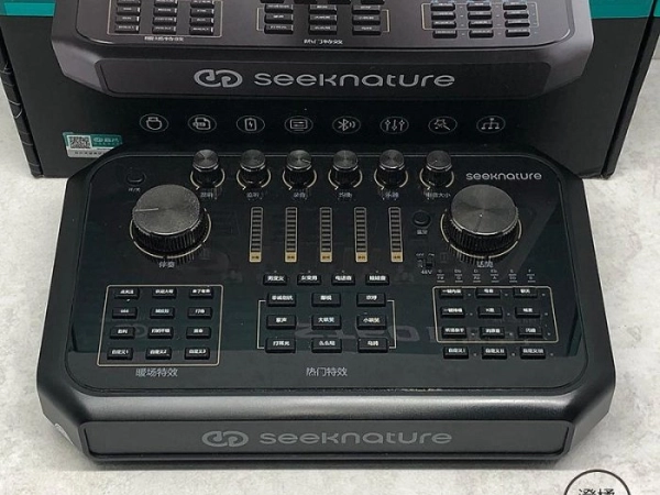 『澄橘』Seeknature ST60 直播聲卡 黑《二手3C 歡迎折抵》A84093