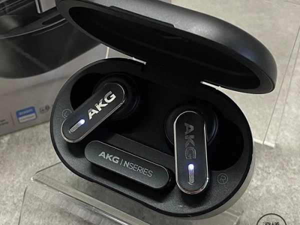 『澄橘』AKG N5 Hybrid 主動降噪 入耳式 真無線藍牙耳機 黑《二手 無盒裝 中古》A84250