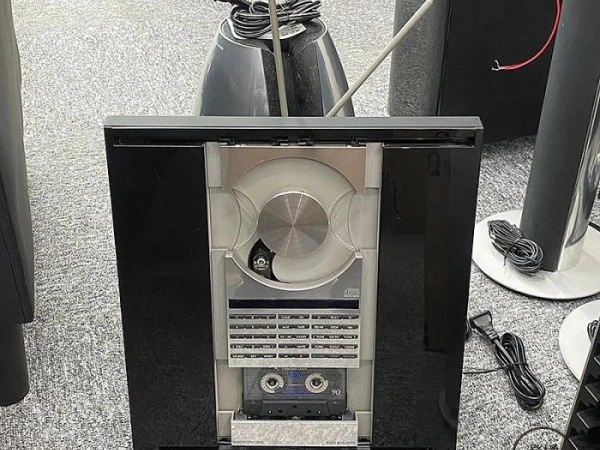 『澄橘』Bang & Olufsen Beosystem 2500 CD Player Radio《二手交換買賣》A84307
