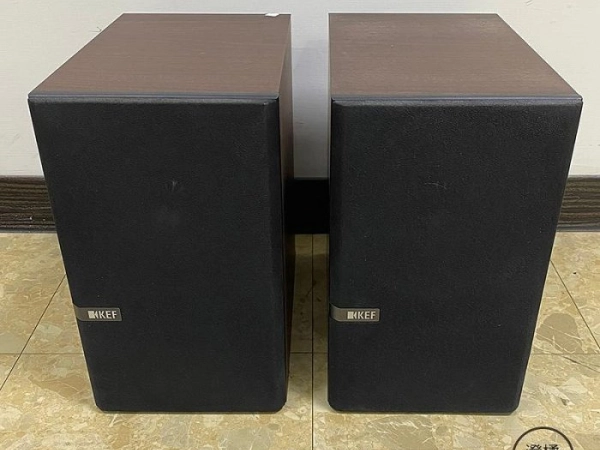 『澄橘』KEF Q100 書架喇叭 一對 木紋《二手交換買賣》A84706