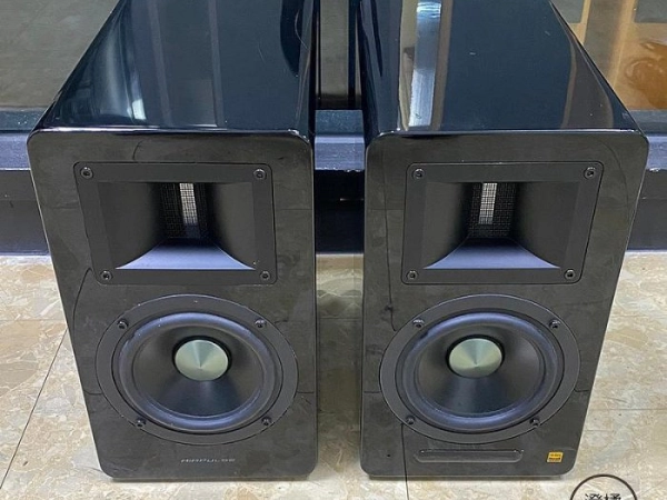 『澄橘』Airpulse A100 主動式音箱 黑《二手交換買賣》A84846