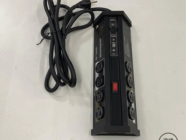 『澄橘』Castle AV Power Line Filter 電源淨化轉換器 黑《二手3C 無盒裝 中古》A85966