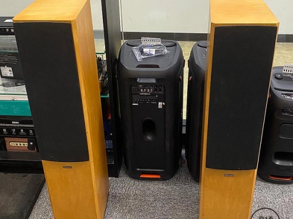 『澄橘』Dynaudio Focus 220 落地喇叭 一對《二手交換買賣》A86734