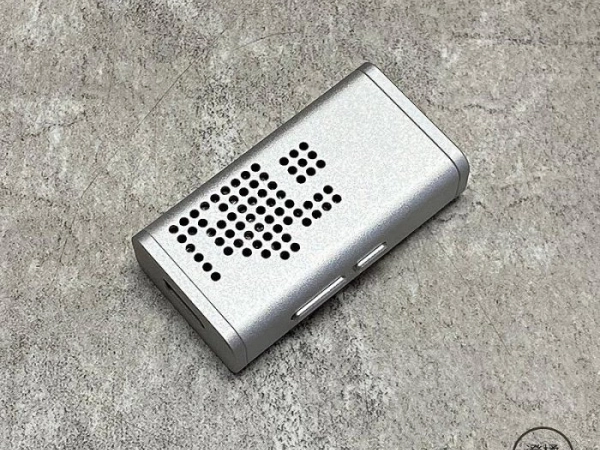 『澄橘』水月雨 MoonDrop Dawn Pro 破曉 DAC 耳機擴大機 銀《二手交換買賣》A86915