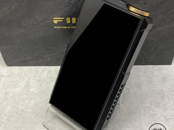 『澄橘』FiiO 飛傲 M27 高解析旗艦音樂隨身播放器 公司貨 黑 保固長《二手3C 歡迎折抵》A87703